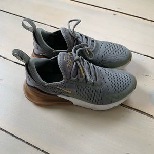 Like new Nike sneakers